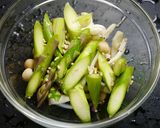 レンジで簡単！アスパラふわたまの甘酢あん作り方2写真