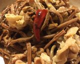 バラ肉とゼンマイの味噌炒め作り方5写真