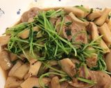 救済レシピ！豆苗とエリンギの炒め物作り方3写真
