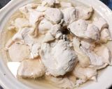 酒蒸しで柔らか♪鶏胸肉のトマトチーズ焼き作り方3写真