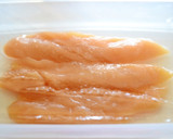 蒸し鶏とがごめ昆布おぼろのサラダ作り方1写真