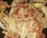 焼いた豚肉に絶品万能だれを掛けただけ！作り方1写真