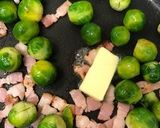 芽キャベツとベーコンのバターマヨ炒め作り方4写真