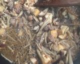 親鶏もも肉とゴボウの炊き込みごはん作り方2写真