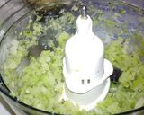 ブロッコリーづくしの鶏団子スープ*°作り方2写真