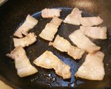 春キャベツと豚肉のゴマ味噌炒め。作り方3写真