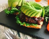 牛蒡ハンバーグでアボカドエッグバーガー作り方12写真