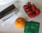 °＊苺とオレンジのフルーツテリーヌ＊。作り方1写真