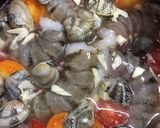 炊飯器で一発!絶品海鮮パエリア♬作り方2写真