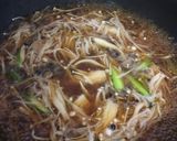 たっぷりキノコとアスパラのラーメン作り方5写真
