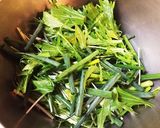 簡単！ザーサイと鶏ささみの香味野菜サラダ作り方3写真