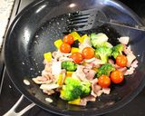 白ワインとオリーブオイルの彩りパスタ作り方3写真
