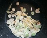 10分♪風邪引きさんのにんにく生姜スープ作り方1写真
