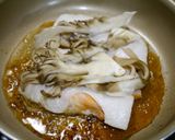簡単ワンパン！銀鮭と舞茸の酒蒸し作り方3写真