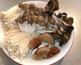 ☆ホッキ貝とキノコのバター炒め☆作り方1写真
