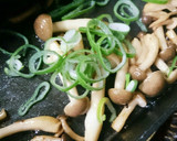 お弁当の緑おかず♡ぶなしめじのマヨ醤油作り方3写真