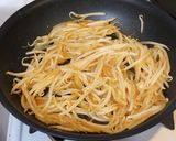 簡単中華☆もやしのピリ辛大蒜醤油炒め！作り方4写真