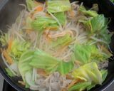 味付け簡単便利！これ1本で肉野菜炒め！作り方5写真