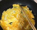 卵とレタス☆豚こまの春色炒め作り方1写真