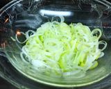 新じゃがと照り焼きチキンの和デリ風サラダ作り方2写真