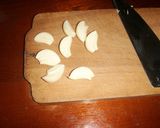 簡単おつまみ　まるごとにんにく焼きごま油作り方1写真