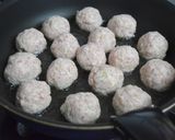 ＊揚げずに簡単＊豆腐入り肉団子作り方4写真