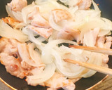 玉ねぎたっぷり♡豚肉のしょうが焼き作り方5写真