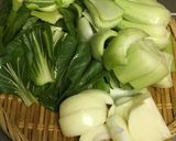 鮭とチンゲン菜のクリーム煮作り方1写真
