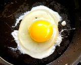高級ホテルのような濃厚な目玉焼き作り方2写真