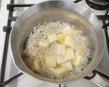 鍋１つで簡単！絹ごし豆腐のしらすあんかけ作り方1写真