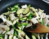 茄子と豚バラ肉の甘味噌炒め☆作り方5写真