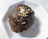 ぼたもちに　胡麻・塩と　オリーブオイル作り方4写真