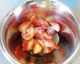 餃子の皮で★春の簡単ミニ苺タルト作り方3写真