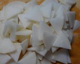 簡単♪和食＊なめこと大根 ネギのお味噌汁作り方1写真