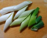 簡単♪和食＊なめこと大根 ネギのお味噌汁作り方3写真