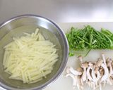 ピーマンとじゃがいものオイスター炒め作り方1写真