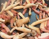 ベーコンときのこのトマトクリームパスタ作り方3写真