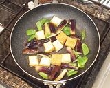 簡単☆生揚げとなすの味噌炒め作り方3写真
