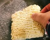 インスタントラーメンで作る焼きラーメン作り方2写真