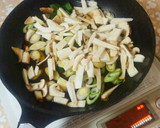 きのこ入り！とろとろたまごの親子丼作り方2写真