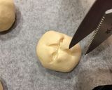 手ごね☆バター無☆マシュマロ＆クリチぱん作り方16写真