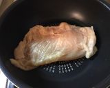 しっとり鶏ハム♬味噌生姜ヨーグルトver作り方3写真