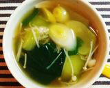 チンゲン菜とえのき茸白ネギ中華スープ作り方3写真