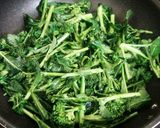 アレッタ(茎ブロッコリー)の麺つゆ炒め作り方1写真