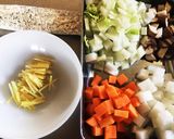 生姜が香る！押し麦の野菜たっぷりスープ作り方1写真