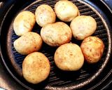 一品で大満足！新ジャガと新玉ねぎの炒め煮作り方1写真