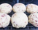 クランベリーとホワイトチョコのメロンパン作り方17写真