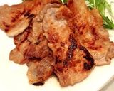 超簡単‼︎豚肉の醤油麹の生姜焼き☆作り方3写真