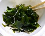 簡単！わかめサラダ作り方1写真