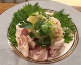 簡単！鳥のははつゆごま油ネギ塩のせ作り方3写真